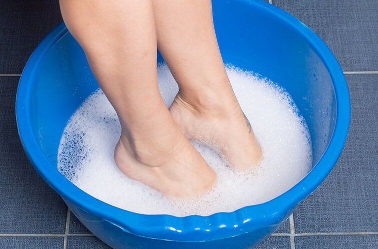 вана за крака при гъбички по ноктите